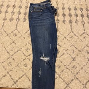 Judy Blue Distressed Jeans Size 15/32